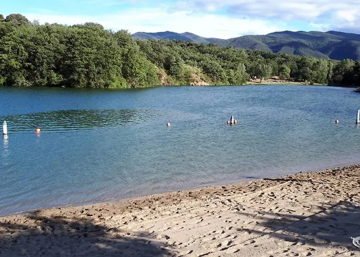 Entre Et Montagne Maison De Village Avec Vue Sur Le Canigou à 5 Minutes à Pied Du Lac, Située Dans Le Joli Village De Vinca, Village Aux 3 Lacs, Soleil Et Campagne * Vinca